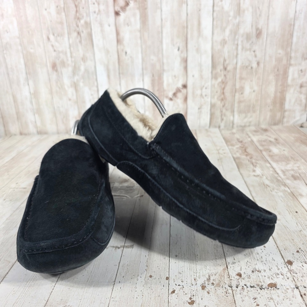 UGG Australia Men's Black Suede Sheepskin Lined Moccasin Slippers Size 11 - Picture 6 of 8